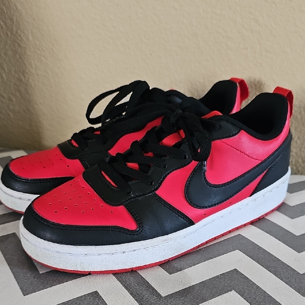 Nike Size 6Y Low Court Bourough Recraft Sneakers Women's 7.5 DV5456-600